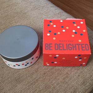 Mary Kay Be Delighted Body Mousse